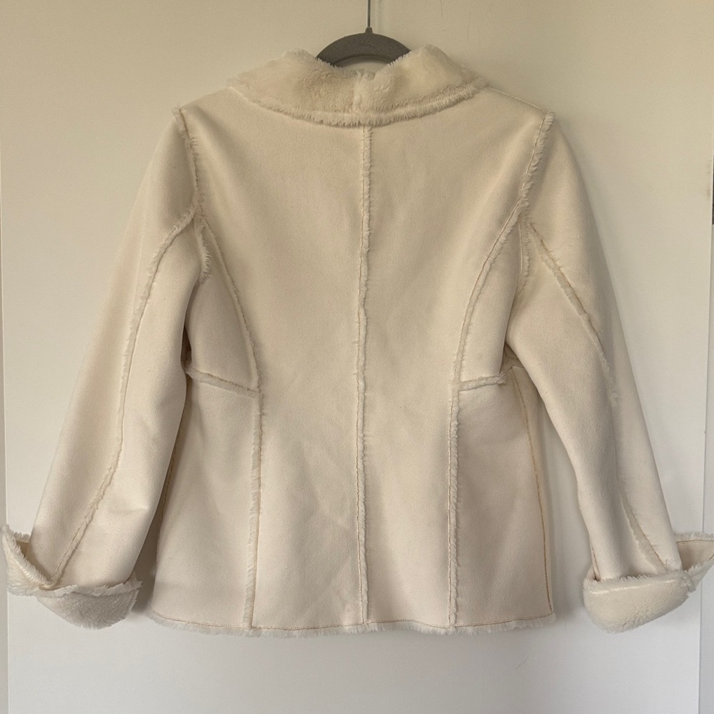 White House Black Market Off-White Faux Shearling Jacket - Picture 4 of 9